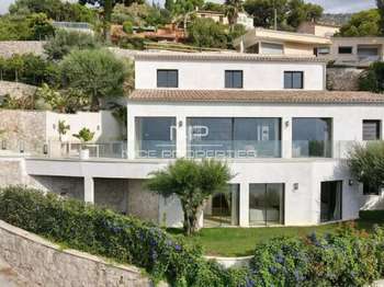 Maison 7 pièces 260 m² · à Beausoleil · 260 m² · 5 950 000 €