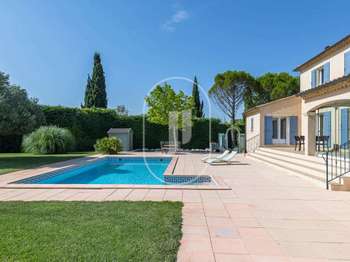 Maison 7 pièces 164 m² · à Bédoin · 164 m² · 799 000 €