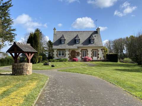 Vente maison 6 pièces Bégard 22