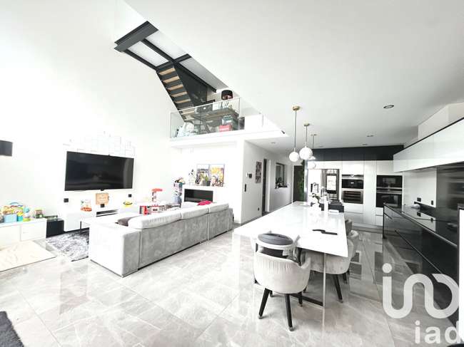Maison 6 pièces 155 m² · à Bègles · 155 m² · 579 000 €