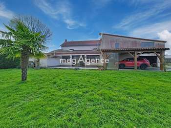 Vente maison 9 pièces Bégrolles-en-Mauges 49