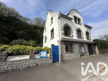 Vente maison 8 pièces Belle-Isle-en-Terre 22