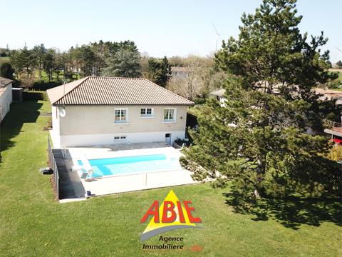 Vente maison 5 pièces Benet 85