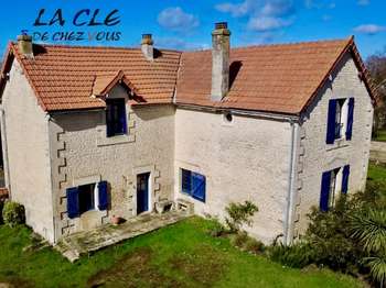 Vente maison 6 pièces Benet 85