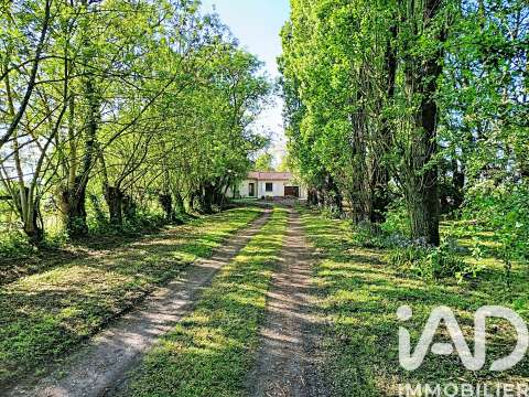 Vente maison 2 pièces Benet 85