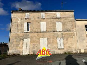 Vente maison 4 pièces Benet 85