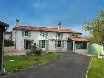 Vente maison 5 pièces Benet 85