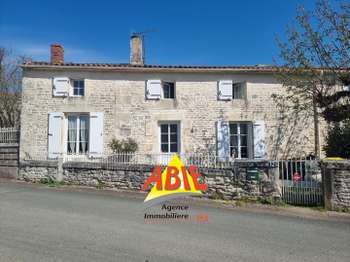 Vente maison 5 pièces Benet 85