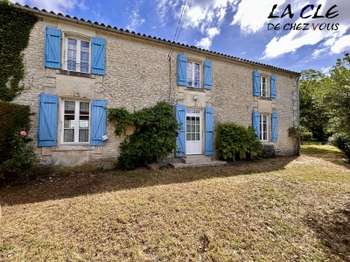 Vente maison 9 pièces Benet 85