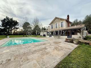 Vente maison 13 pièces