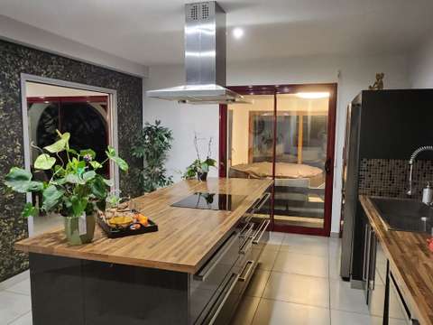 Vente maison 8 pièces