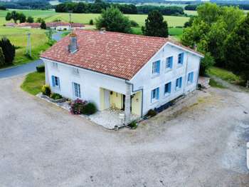Vente Maison 9 piècesBerneuil