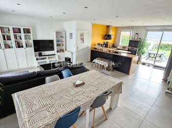 Vente maison 4 pièces Berric 56