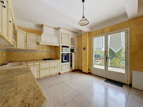 Vente maison 9 pièces