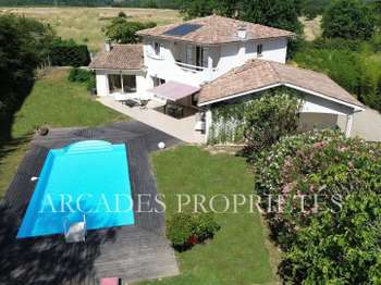 Vente Maison 5 chambresBeychac-et-Caillau