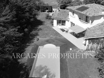 Vente Maison 5 chambresBeychac-et-Caillau