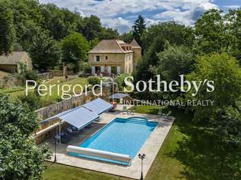Vente maison 12 pièces Beynac-et-Cazenac 24