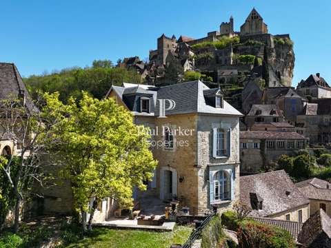 Vente maison 10 pièces Beynac-et-Cazenac 24