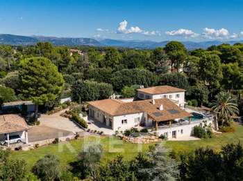 Vente maison 10 pièces Biot 06