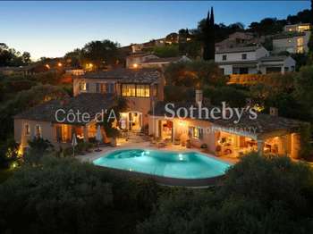 Vente maison 8 pièces Biot 06