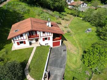 Maison 5 pièces 167 m² · à Biriatou · 167 m² · 650 000 €