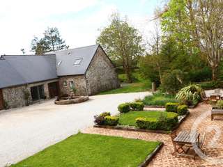Vente maison 21 pièces
