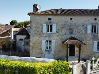 Vente maison 5 pièces Blanzaguet-Saint-Cybard 16
