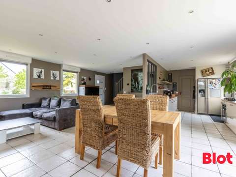 Vente maison 6 pièces Vente maison 6 pièces
