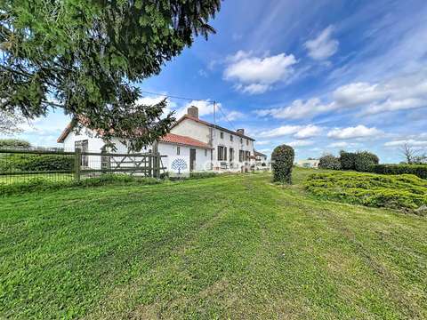 Vente maison 7 pièces Boismé 79