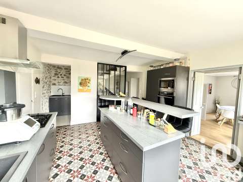 Vente maison 8 pièces Bonchamp-lès-Laval 53