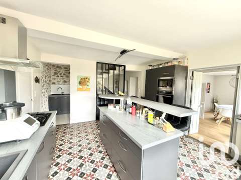 Vente maison 8 pièces Bonchamp-lès-Laval 53