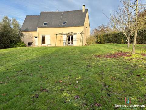 Vente maison 7 pièces Bonchamp-lès-Laval 53