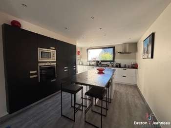 Vente maison 8 pièces