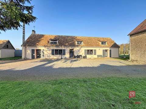 Vente maison 6 pièces Bonnétable 72