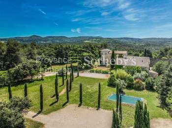 Vente maison 15 pièces Bonnieux 84