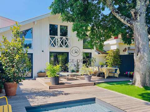 Vente maison 8 pièces Bordeaux 33