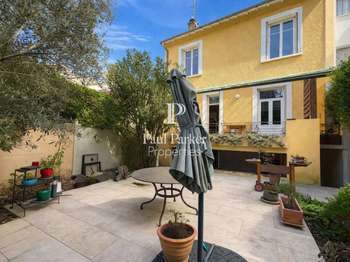 Maison 7 pièces 270 m² · à Bordeaux · 270 m² · 950 000 €
