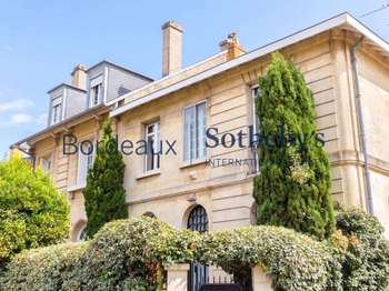 Vente maison 8 pièces Bordeaux 33