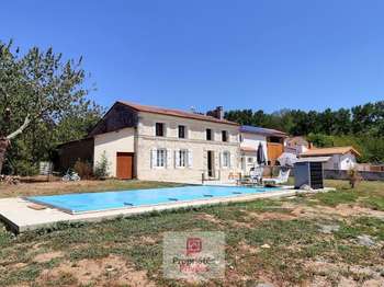 Vente maison 9 pièces Bords 17