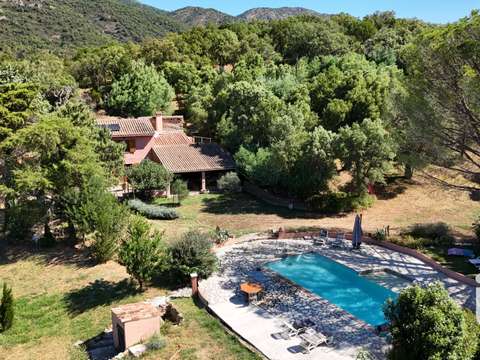 Vente maison 8 pièces Bormes-les-Mimosas 83