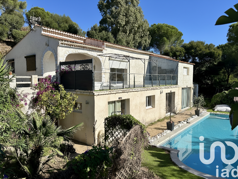 Vente maison 6 pièces Bormes-les-Mimosas 83