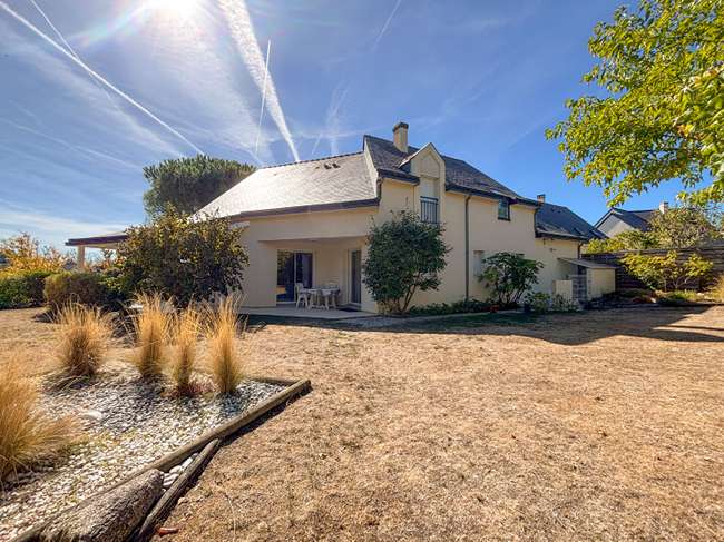 Maison 7 pièces 189 m² · à Bouchemaine · 189 m² · 630 000 €