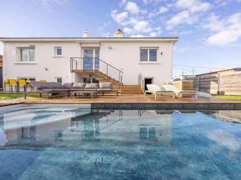 Vente maison 7 pièces Bouguenais 44