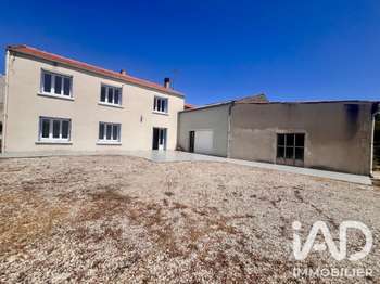 Vente maison 5 pièces Bouhet 17
