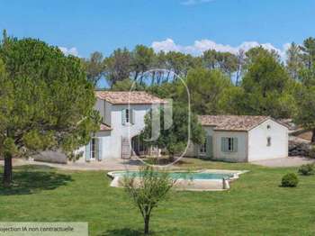 Maison 220 m² · à Boulbon · 220 m² · 1 380 000 €