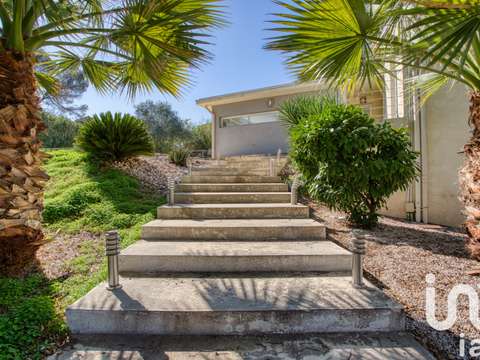 Vente maison 5 pièces Boulouris 83