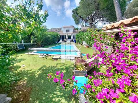 Vente maison 4 pièces Boulouris 83