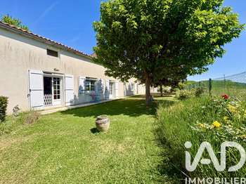 Vente maison 5 pièces Bourg-Charente 16