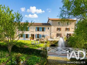 Vente maison 20 pièces Bourg-Charente 16