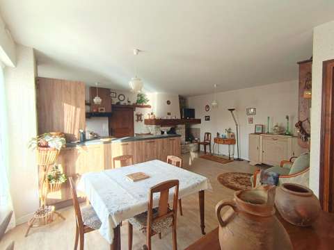 Vente maison 4 pièces Bourg-des-Comptes 35
